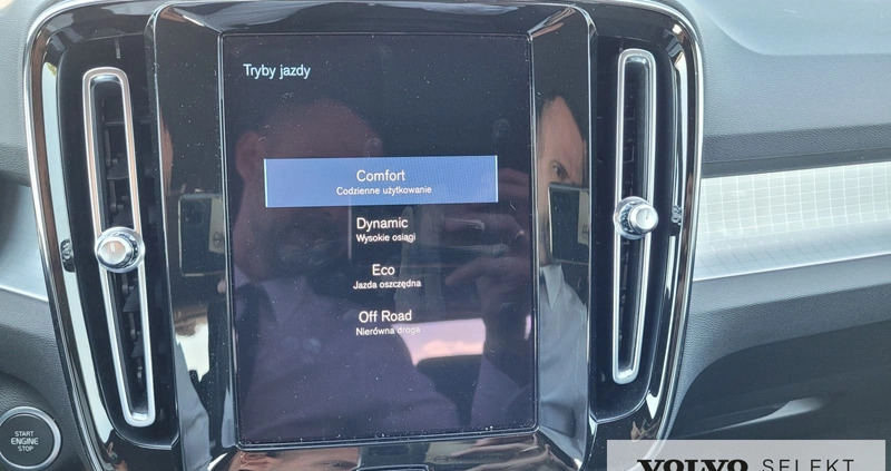 Volvo XC 40 cena 159900 przebieg: 47000, rok produkcji 2021 z Głuszyca małe 562